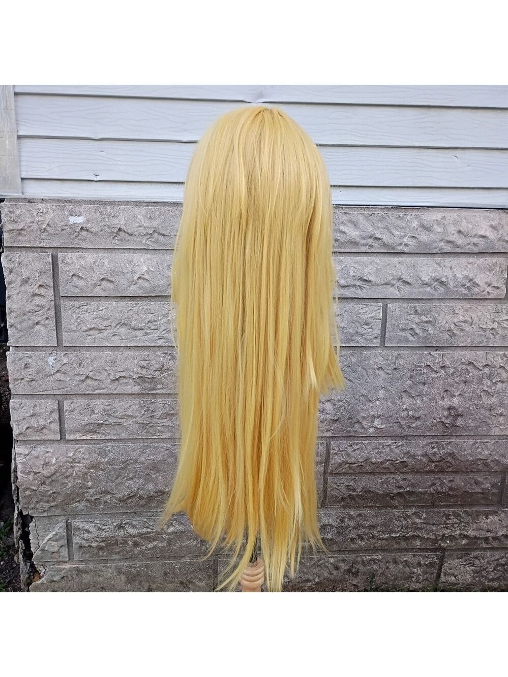 2/$20 Long Blonde Yellow Synthetic Wig 33 Inch - Picture 5 of 9